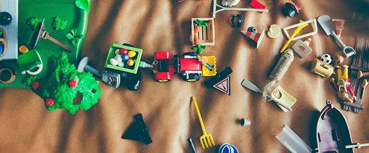 Plastic toys and the environment